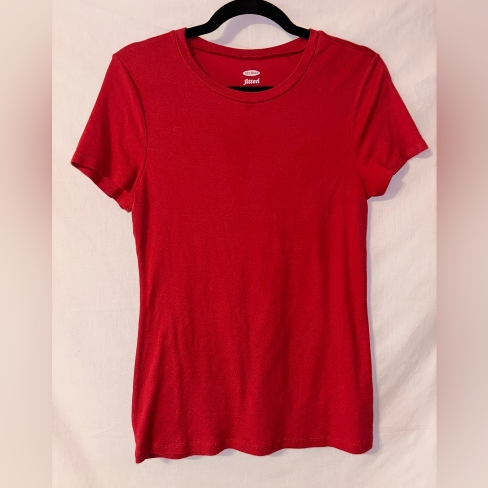 Old Navy Classic Red Short Sleeve Tee